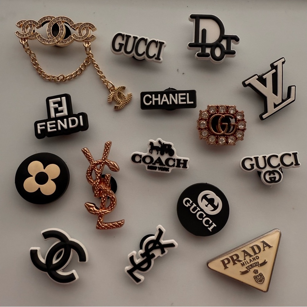 15 shoe charms